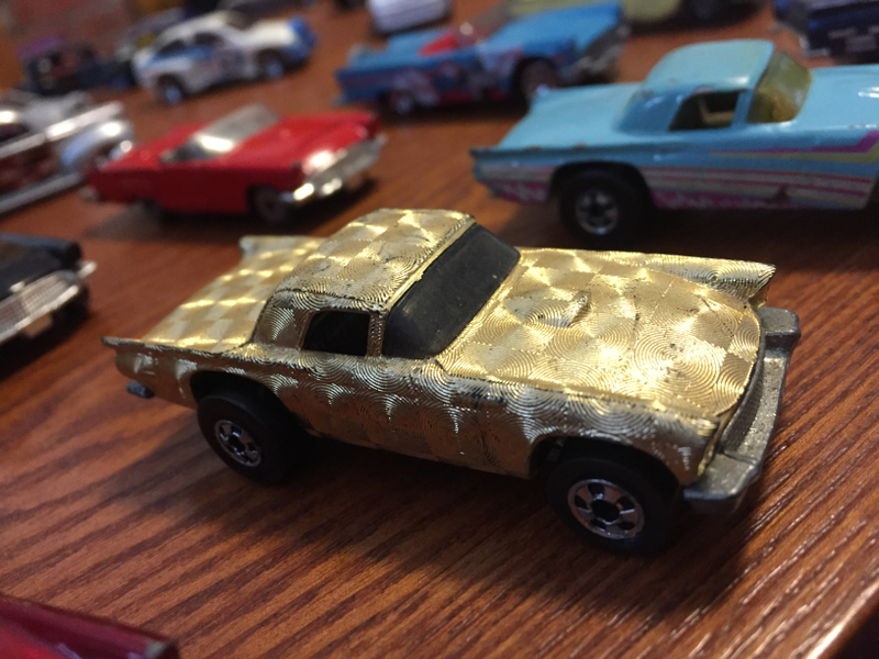 Illustration for article titled Enormous Die-Cast Collection - Box 39 - Found on Road Dead